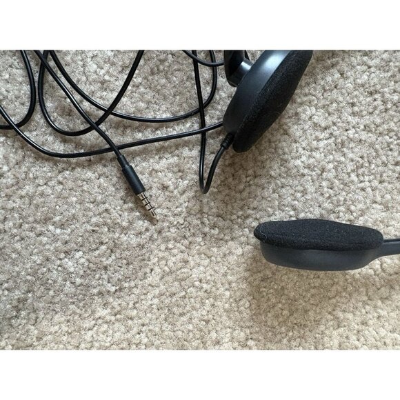 Headsets Lot Of 2 One With Mic - Picture 5 of 5